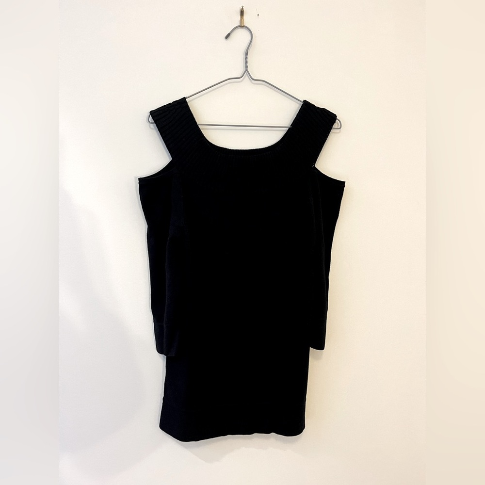 🖤Melanie Lyne Boatneck Cold Shoulder Knit Sweater